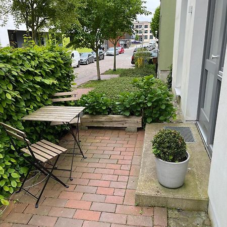 Ferienwohnung An Der Historischen Stadtmauer Rostock Exteriör bild