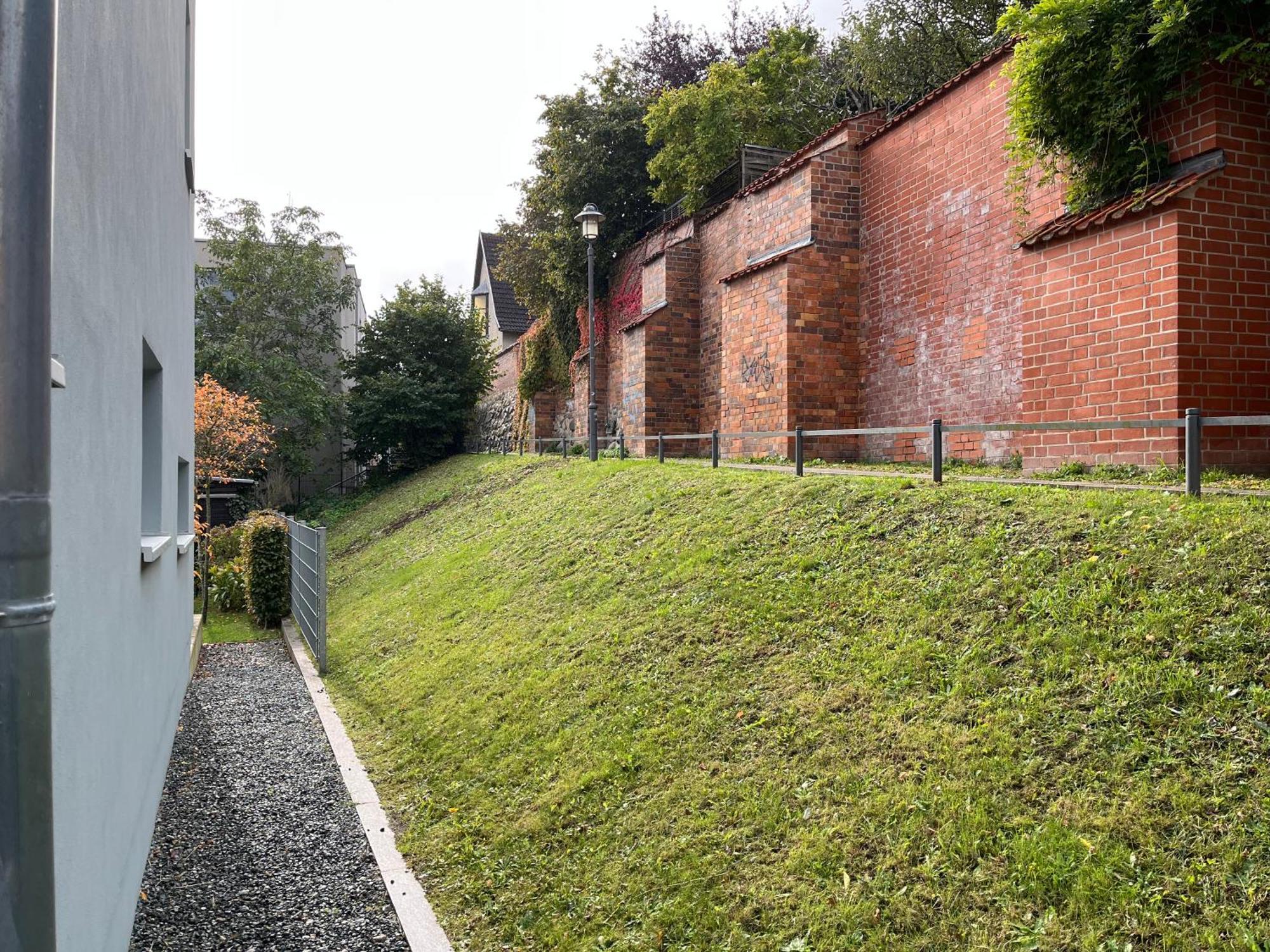 Ferienwohnung An Der Historischen Stadtmauer Rostock Exteriör bild