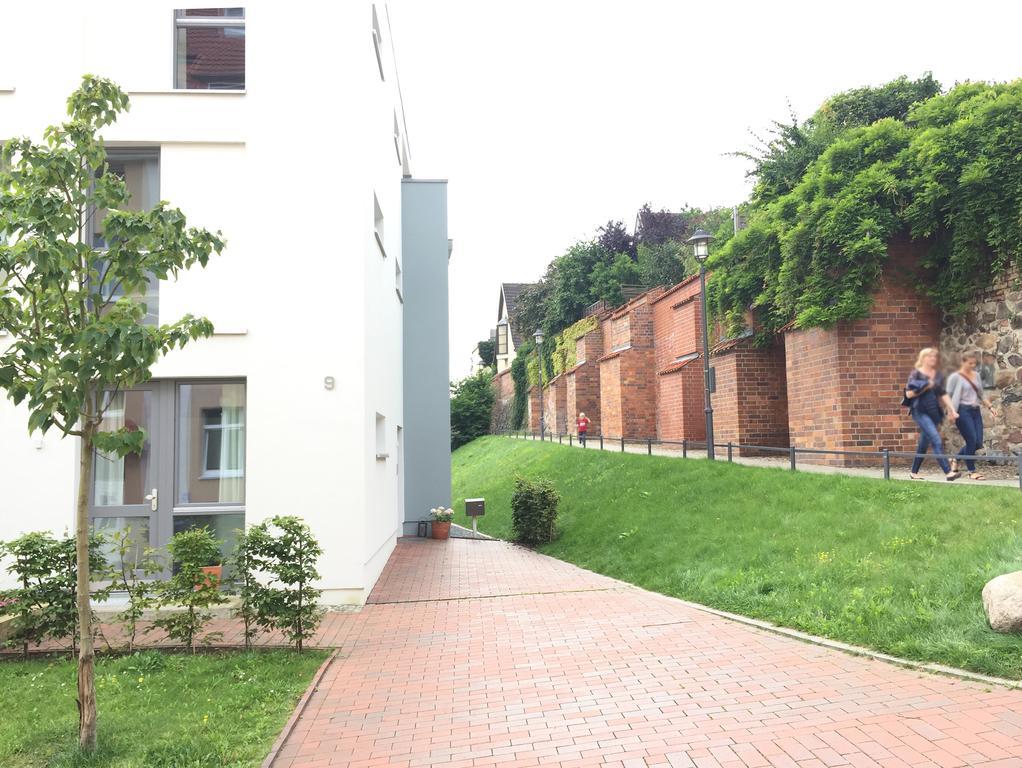Ferienwohnung An Der Historischen Stadtmauer Rostock Rum bild